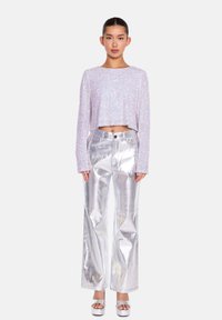 Glamorous LOOSE FIT - Bluse - lilac iridescent sequin