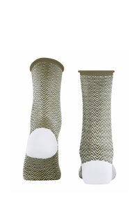 Olivgrüne Socken mit Fischgrätmuster, ausgestattet mit einem einfarbigen weißen Fußbereich und einem glatten, strukturierten Oberteil für Komfort.