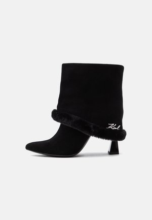 KARL LAGERFELD, DEBUTANTE FOLD DOWN - Боти - black