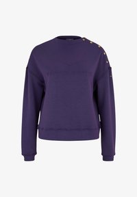 Unselected, eggplant