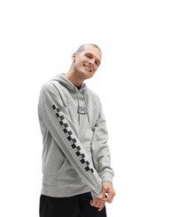 Sudadera gris hecha de una mezcla de algodón con un logotipo en el frente y un patrón a cuadros negros a lo largo de la manga izquierda. Presenta una capucha con cordones.