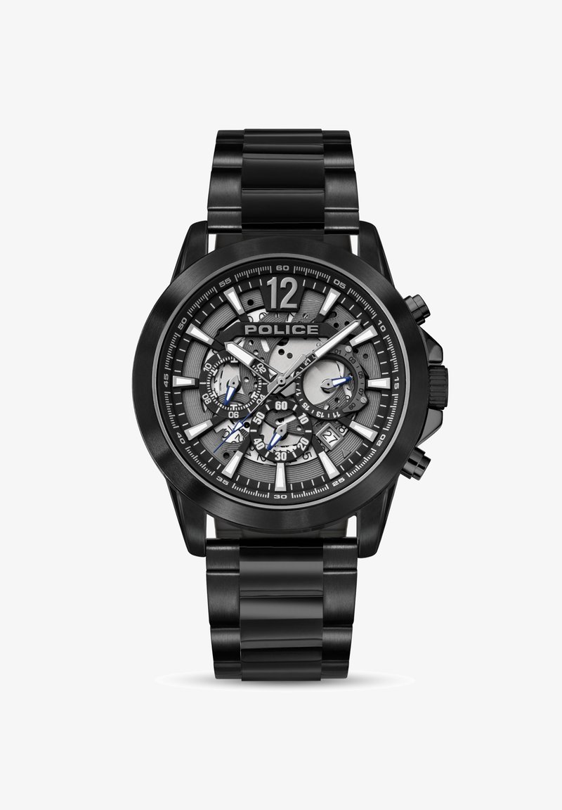 Montre chronographe noire avec un bracelet à maillons métalliques, cadran noir et argent texturé, marqué par des indices lumineux et des sous-cadrans détaillés.