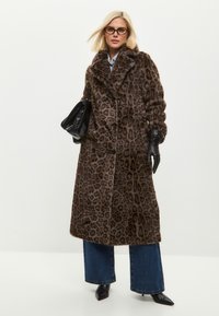 Cesare Gaspari REVERSIBLE  - Vinterfrakke - leopard