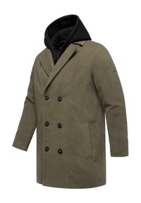 Divkāršs olīvzaļš mētelis, izgatavots no teksturēta auduma, ar melnu kapuci, melnām pogām un sānu kabatām.