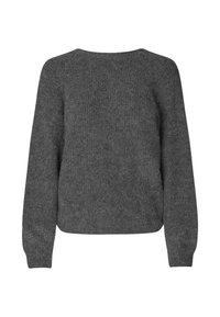 Tmavě šedý, dlouhý svetr s dlouhým rukávem z úpletu, s kulatým výstřihem a žebrovanými manžetami, vystavený na bílém pozadí.