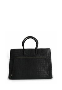 Sac fourre-tout en cuir noir avec embossage crocodile, doté de deux poignées supérieures et d'une poche zippée à l'avant. Texture lisse et forme structurée.