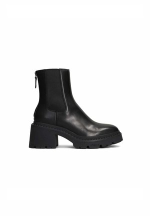 Ash NEWTON  - Stivaletti con plateau - nero
