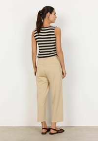 Soyaconcept SC-BANU 26 - Trousers - sand