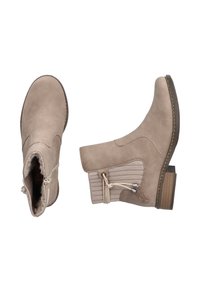 Beige Leder-Ankle Boots mit einem strukturierten Seitenpaneel, Futter aus Fell und einem niedrigen Blockabsatz; ausgestattet mit einer Schnürung und dekorativen Metallakzenten.