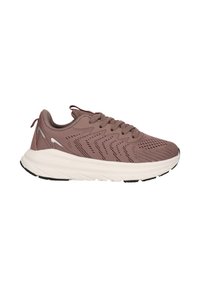 Hardloopschoen in gedempt mauve mesh met een ingewikkeld patroon, voorzien van een witte tussenzool en een zwarte rubberen buitenzool. Vetersluiting met een achtertab.