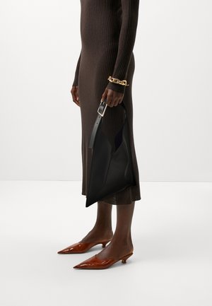Zign by Zalando, LEATHER - Tote bag - black