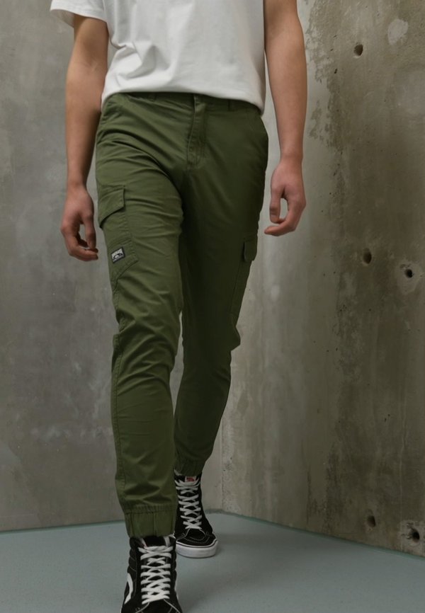 CUFFED - Cargo trousers - four leaf clover2