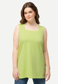 Ulla Popken LONG  CARREE-AUSSCHNITT ÄRMELLOS - Top - lime green