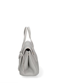 Borsa a tracolla in pelle grigia con forma strutturata, manico superiore e cuciture a contrasto. Presenta una base arrotondata e un design piegato all'apertura.