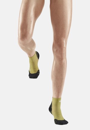 CEP LIGHT MERINO HIKING COMPRESSION SOCKS LOW CUT WOMEN - MADE IN GERMANY - Socken - olive