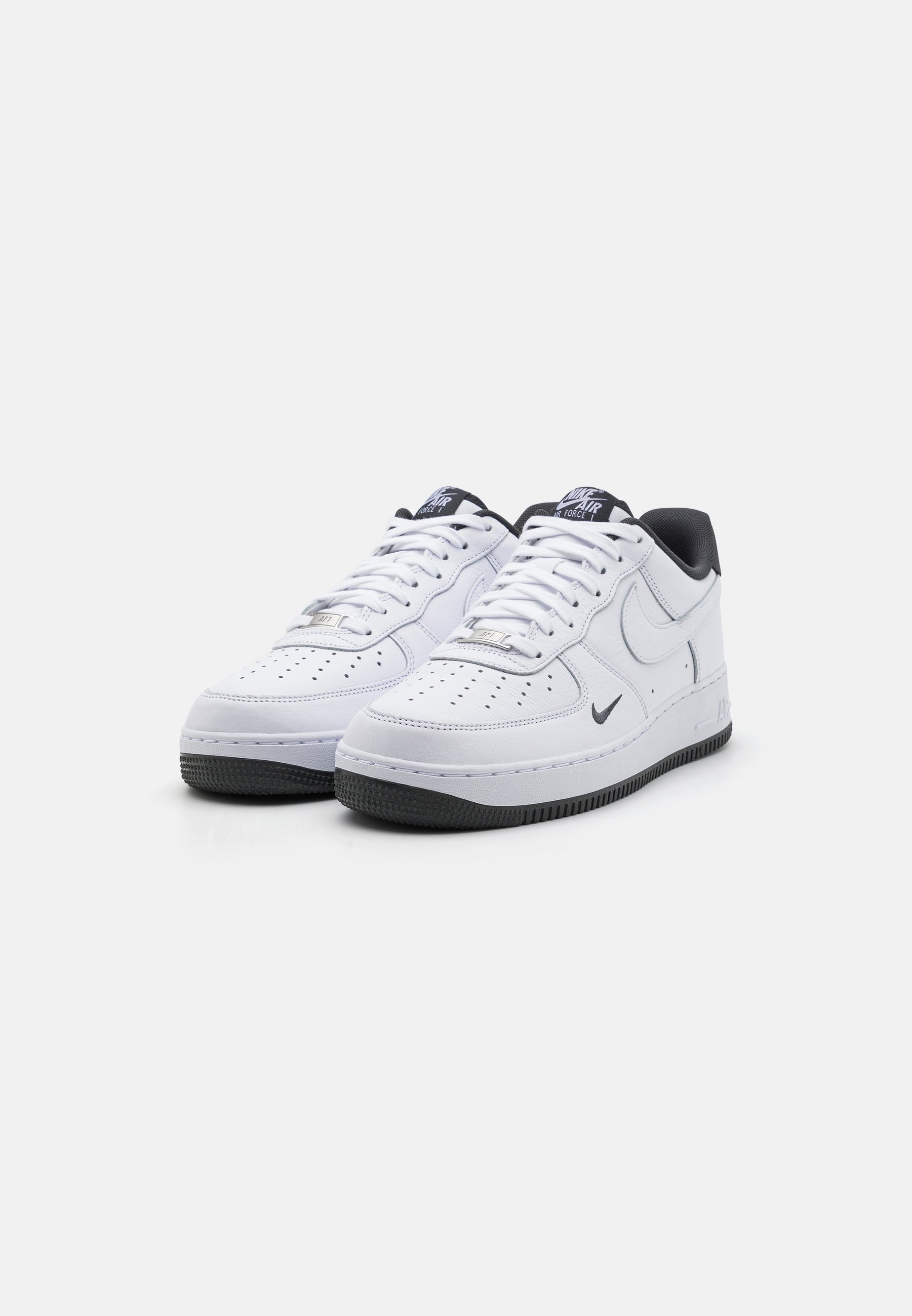 nike lunar force 1 low white