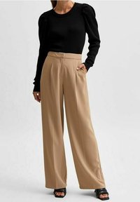 Selected Femme Strickpullover - black