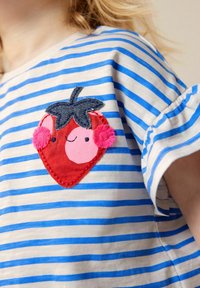 Next SHORT SLEEVE - REGULAR FIT - T-shirts print - blue stripe strawberry