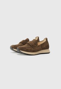 Brown suede loafers with a padded front, cushioned insole, and a contrasting rubber sole. No laces, slip-on design.