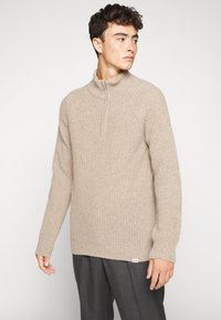Cleptomanicx RIBBER TROYER - Strickpullover - creme