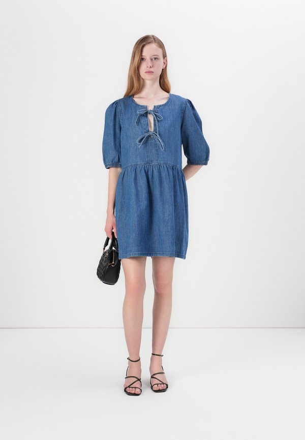 ONLCLARA PUFF BOW DRESS - Denim dress2