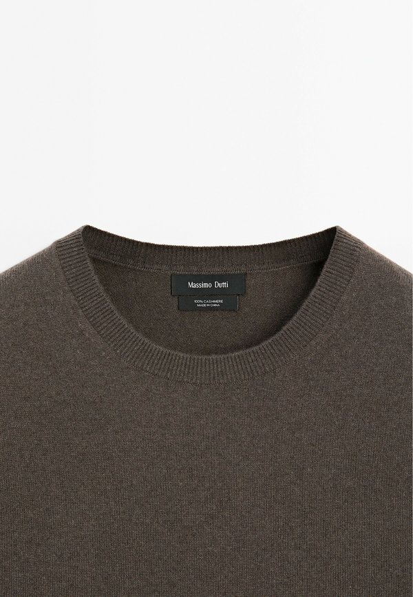 WITH A CREW NECK - Jumper4