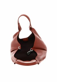 Borsa in pelle colore ruggine, con superficie texturizzata, apertura superiore e una maniglia singola. Presenta un clip interno per una chiusura sicura.