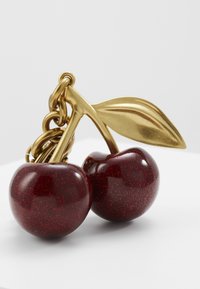 COACH CHERRY BAG CHARM - Porte-clefs - red