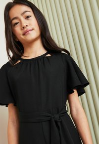 Lipsy REGULAR FIT czarny