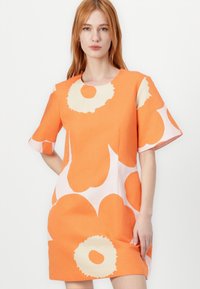Marimekko PEHMEYS UNIKKO - Dnevna haljina - orange/light pink/beige