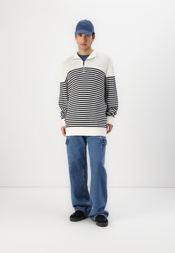 RACKING STRUCTURE ZIP MOCK - Jumper2