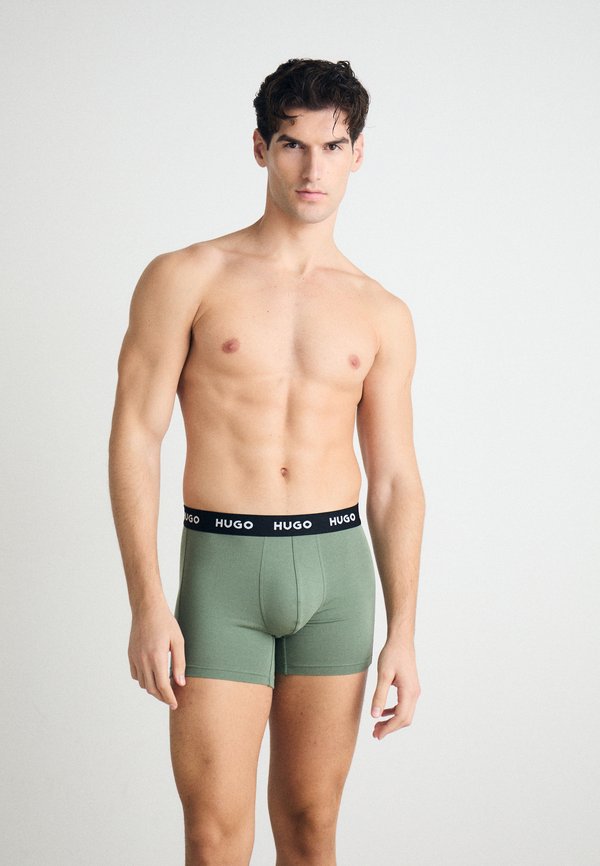 DESIGN 3 PACK - Trunks2