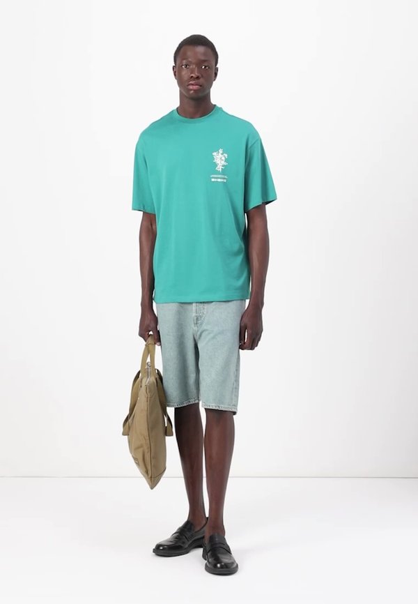 SLHLOOSEALP O NECK TEE - Print T-shirt - bayou3