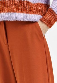 Selected Femme Tygbyxor - burnt orange denim