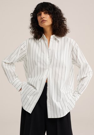 WE Fashion WE STUDIO - Užsagstoma palaidinė - white