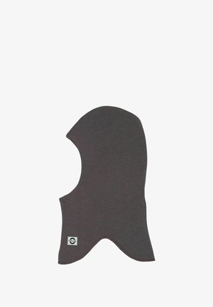 Balaclava din lână gri, cu design conturat, având o decupare pentru față și un etichetă logo aproape de margine.