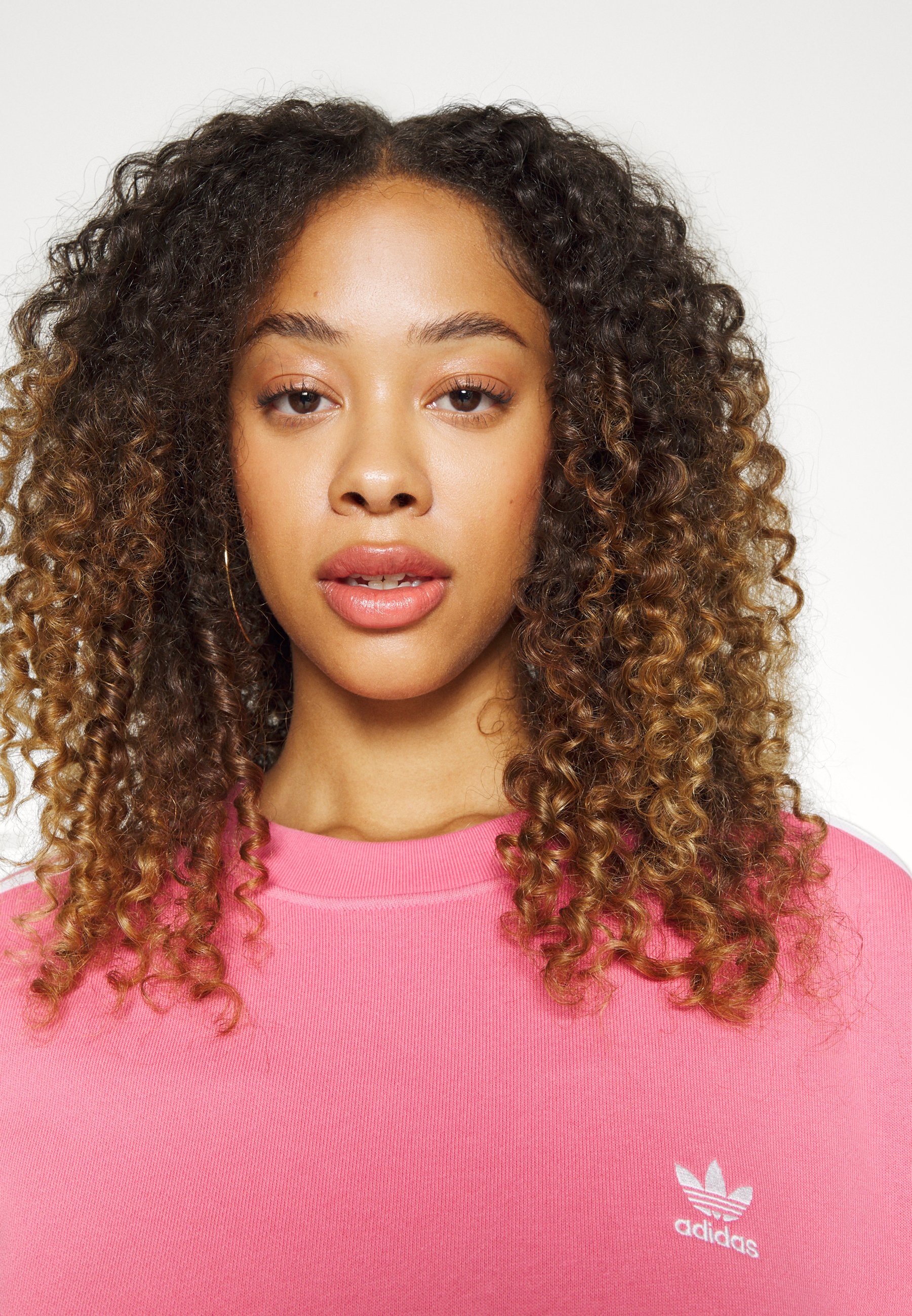 pull adidas rose pale