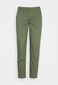 ESSENTIAL CHINO PANTS - Chino - thyme