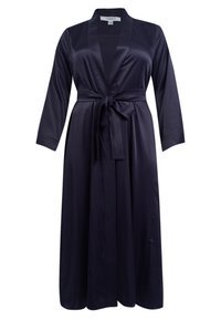 Peignoir en satin bleu marine à manches longues, col châle et taille nouée. Texture lisse et design fluide. Ouverture avant sans attaches.