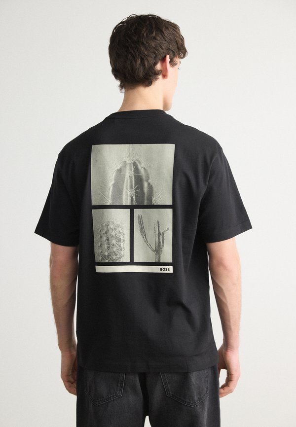 SURFACESHORT - Print T-shirt
