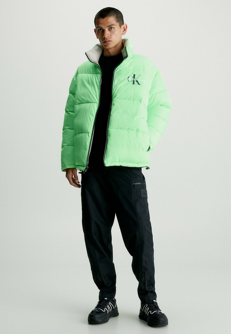 Calvin Klein Jeans Chaqueta de invierno - Imagen 2