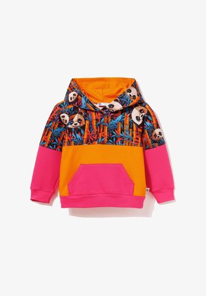 Kolorowa bluza z kapturem wykonana z miękkiego materiału. Z nadrukiem pandy i bambusa w kolorach niebieskim, pomarańczowym i czarnym, z różową kieszenią i haftem.