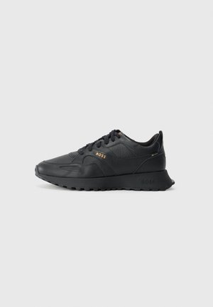 - Sneakersy niskie