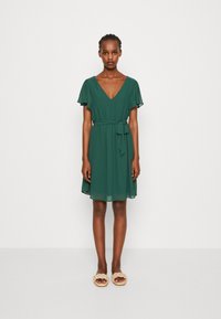 VILA VIMICADA V NECK SHORT DRESS - Robe de soirée - pineneedle