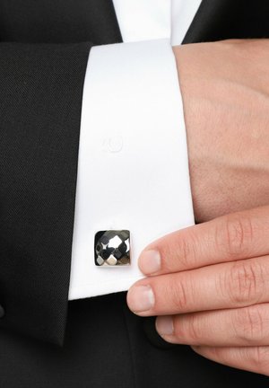 Lancerto Spinka do mankietów