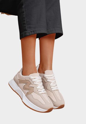 Baskets basses - beige