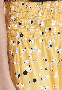 ICHI Áčková sukně - yellow