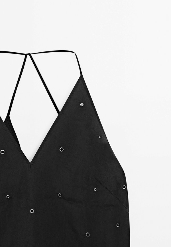 FLOWING WITH EYELETS DETAIL - Top4