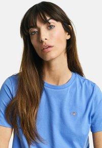 GANT SHIELD - T-shirt basic - perfect blue