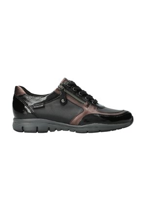 Chaussures décontractées noires et bronzes avec une finition en cuir lisse et en vernis, dotées d'une fermeture éclair sur le côté, d'un laçage à l'avant et d'une semelle en caoutchouc texturée.